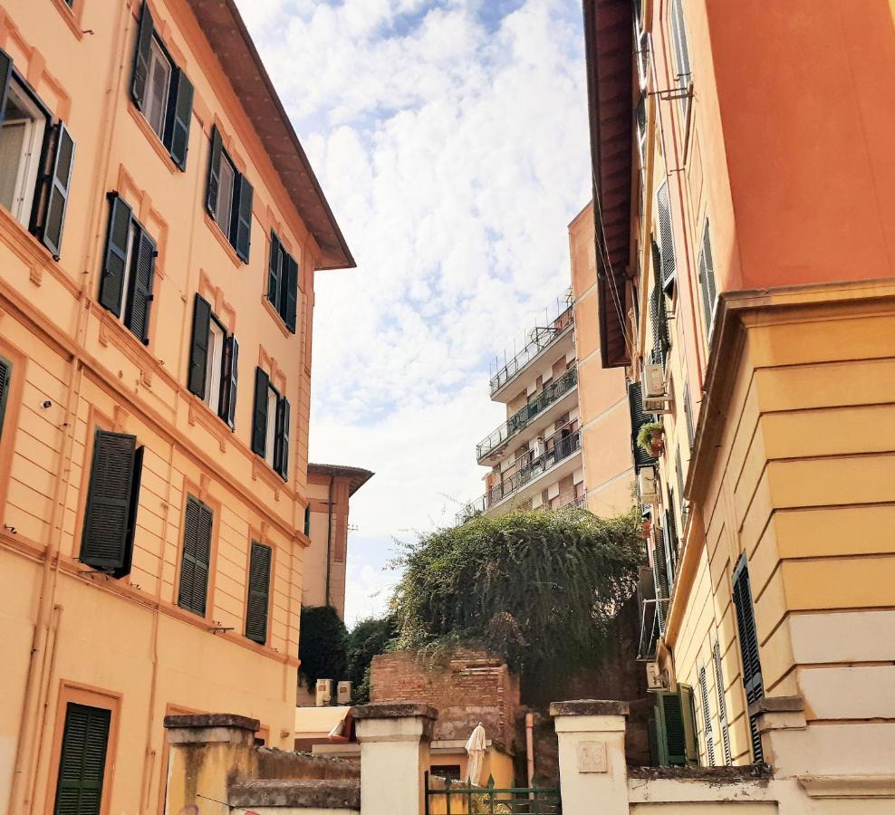 Near Metro Flat - Best Bnb Garbatella Rome Bagian luar foto