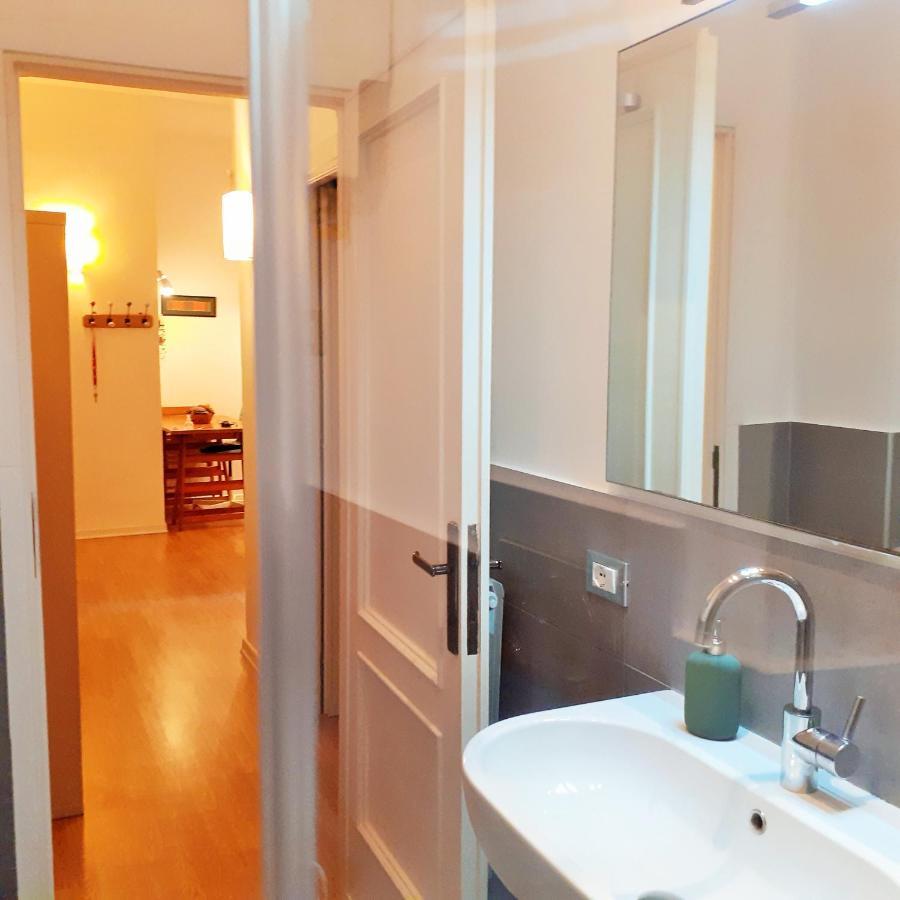 Near Metro Flat - Best Bnb Garbatella Rome Bagian luar foto